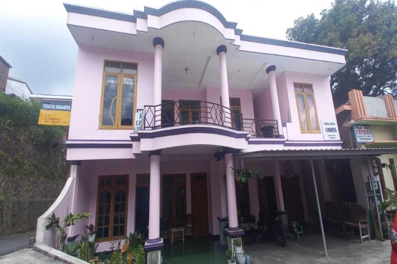 Oyo 92629 Pondok Kawandya Karanganyar  المظهر الخارجي الصورة
