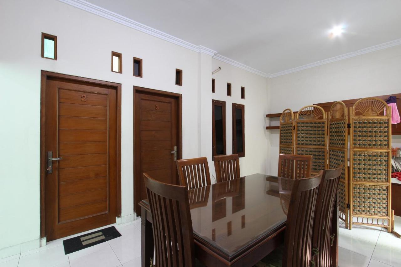 Oyo 92629 Pondok Kawandya Karanganyar  المظهر الخارجي الصورة